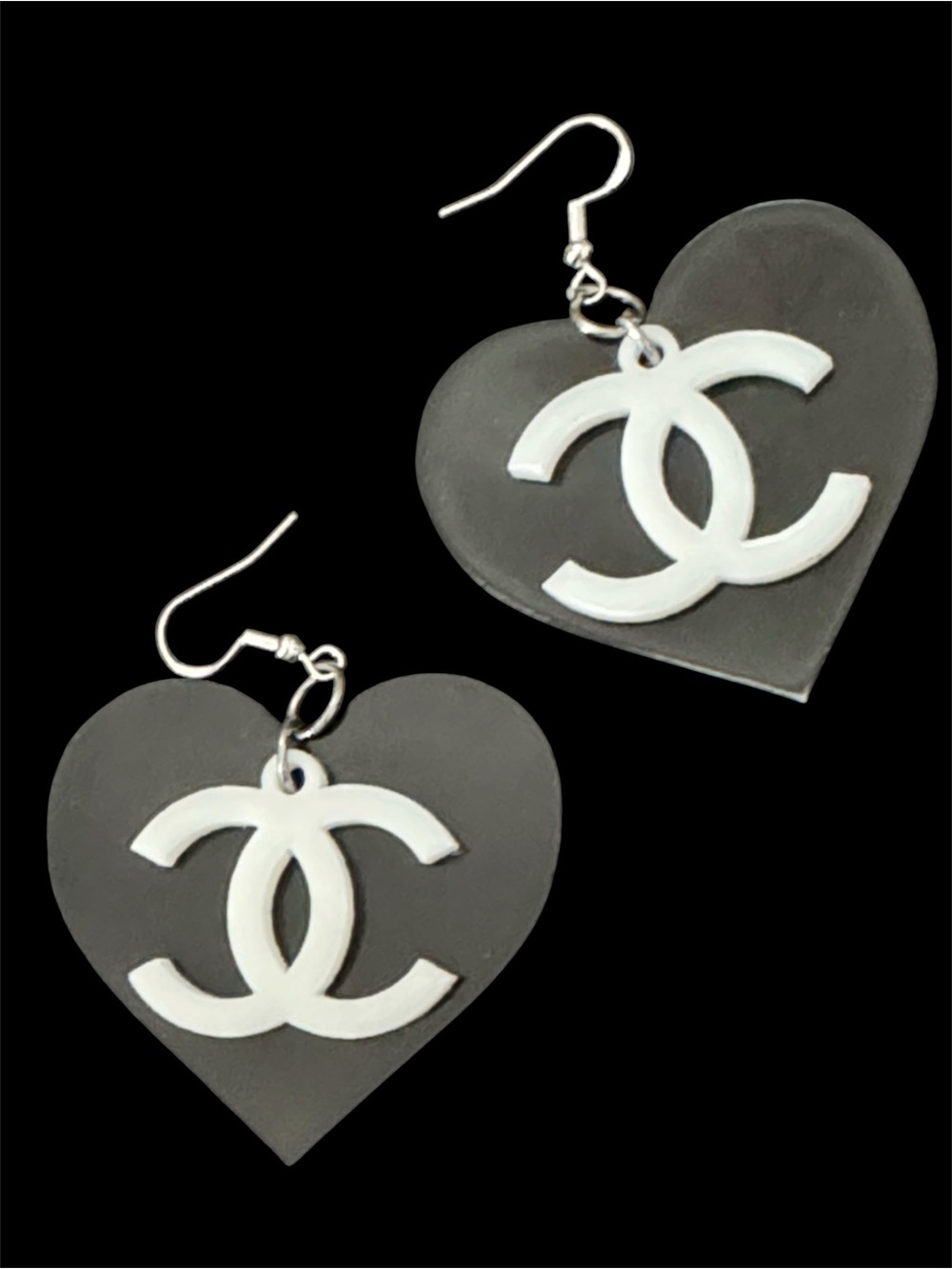 Streetwear CC Heart Fashion Dangle Earrings